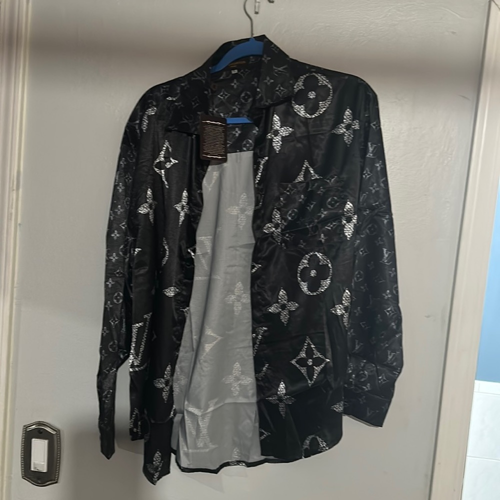 Long sleeve LV dress up shirt
